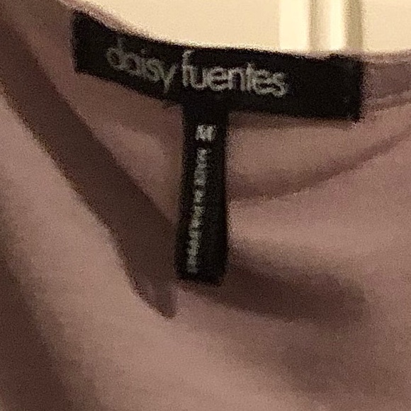 🍃Pick 3/$21-Women’s Long Sleeve Purple Mauve and Brown Accented Shirt- Size M - Picture 4 of 4